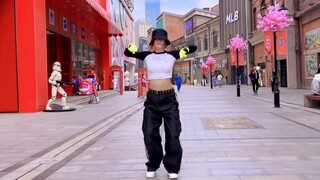 【Qi Qi】What? XG's non-members came to the streets of Wuhan to perform LeftRight! Does it feel like t