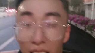 Sudah berapa lama kamu tidak membiarkan dirimu kehujanan seperti saat masih muda