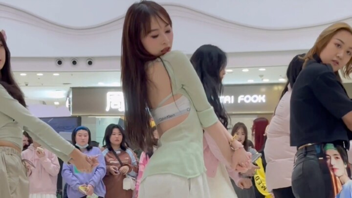 Một tập hợp các điệu nhảy kéo dài gần nửa tiếng. Cảm ơn em bé đến từ Yên Đài đã mời. Hẹn gặp lại lần
