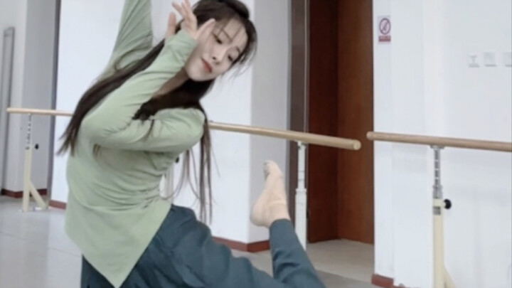Penari｜"Jingwei"