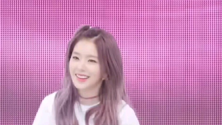 [Pei Zhuxuan] I heard this dance is trending again on TikTok?