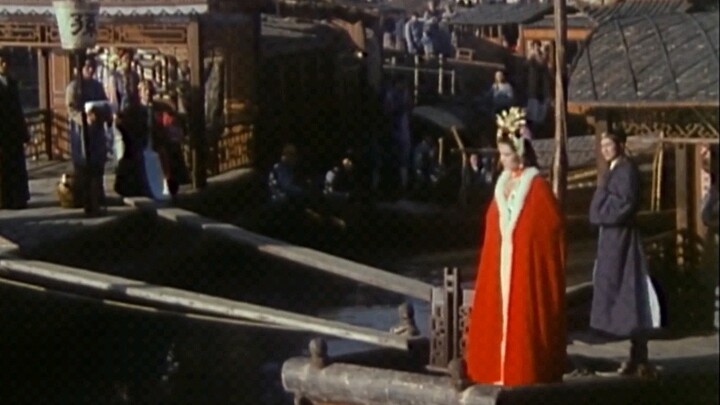 The beautiful costume movies of the 1980s, this is the costume dream in everyone's mind
