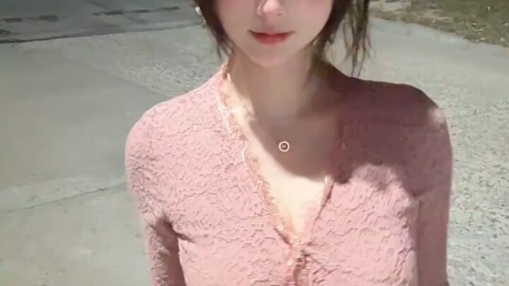 [Miss K ouo] Wondering if all guys are into this kind of thing