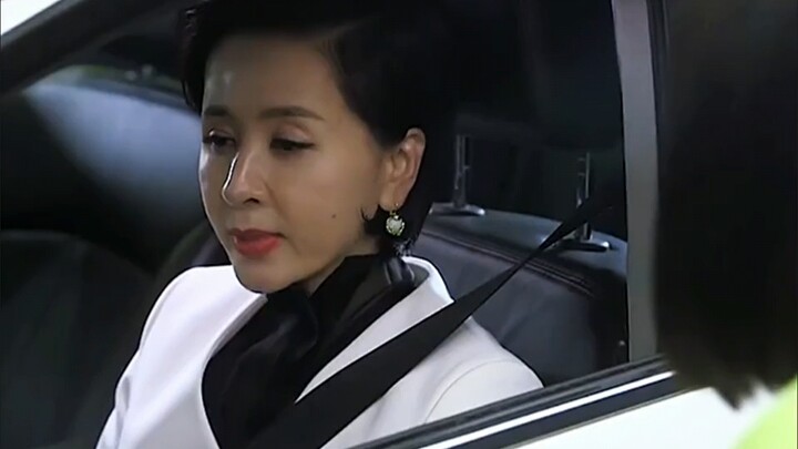 Adik perempuan pekerja keras dianiaya oleh nyonya konglomerat, begini balasannya—sangat memuaskan!