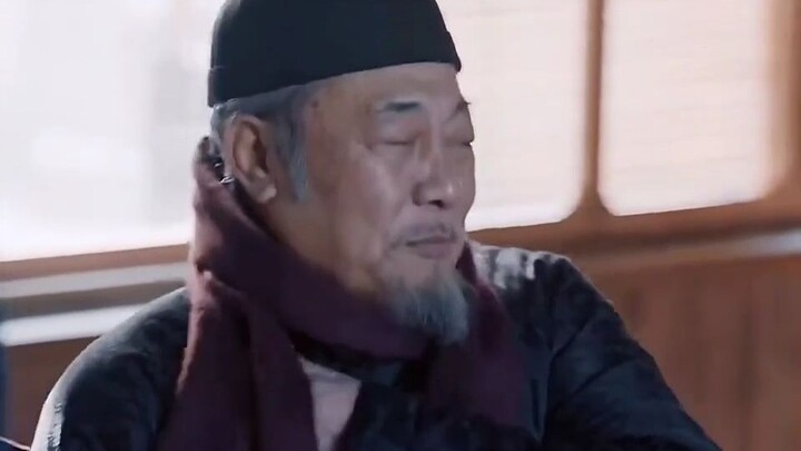 The Qing Dynasty is already gone, yet that old man still lives in his memories—how truly pathetic.