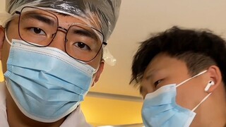 The doctor was shocked—friends like this shouldn't be kept; it's hilarious!