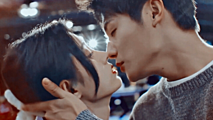 “How about you kiss me?” “Is that even a thing?” It’s finally been scheduled!!! Under the Full Moon,