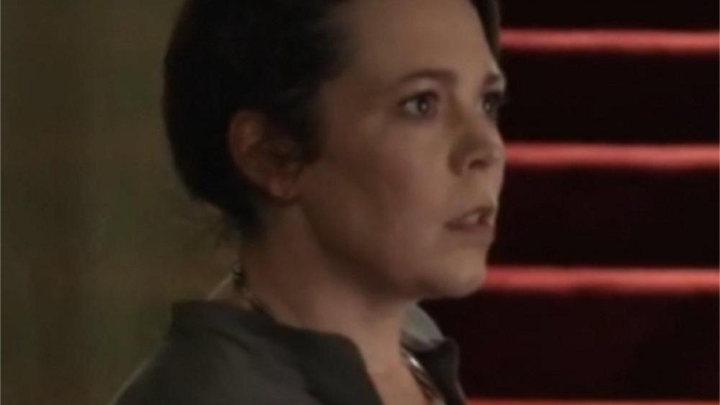 Ibu tiri licik menjegal putrinya, ayah memilih berpura-pura tak melihat.