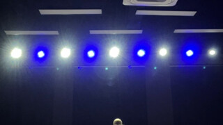 学生想学的舞，是她的一个小愿望，也是对我的一个好大的练习和进步，虽然那天练舞练到emo，但是最后有一定的效果的时候，还是挺开心的，还在一直挑战自己，但是也很久…