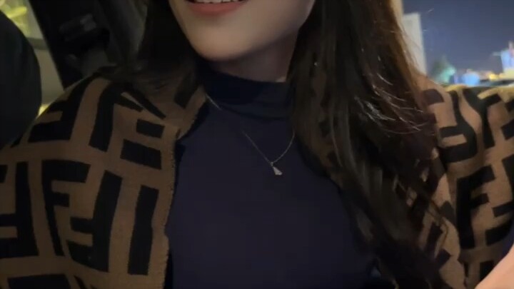 He’s young and doesn’t know any better, but I can’t be the one who doesn’t! #30-Year-Old Woman