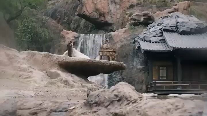 สาวทะลุมิติเป็นชายาที่ถูกเกลียด ร้องขอหย่า ทุกวัน อ๋องหล่อหัวเราะ: จะหนีไปไหน!