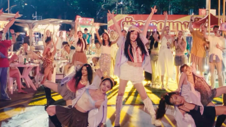 «بارا بارا ساكورا»: يو شوشين وجيان شياومو بزي المدرسة – زهور الكرز بارا بارا قادمة!