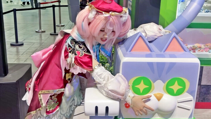 Cô nàng coser Hàn Quốc này không thể chấp nhận được việc sự kiện đã kết thúc