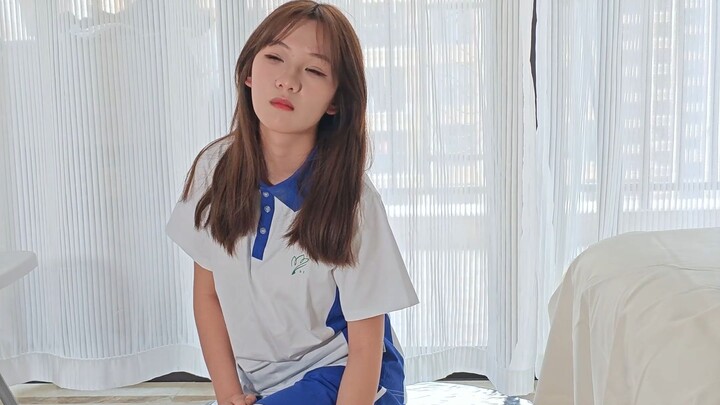 4K Qiqi’s School Uniform, Stockings & Dance Shoes: Commercial OOTD Edit