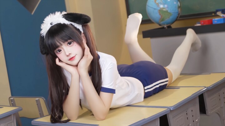 Let's take a break between classes~Senior