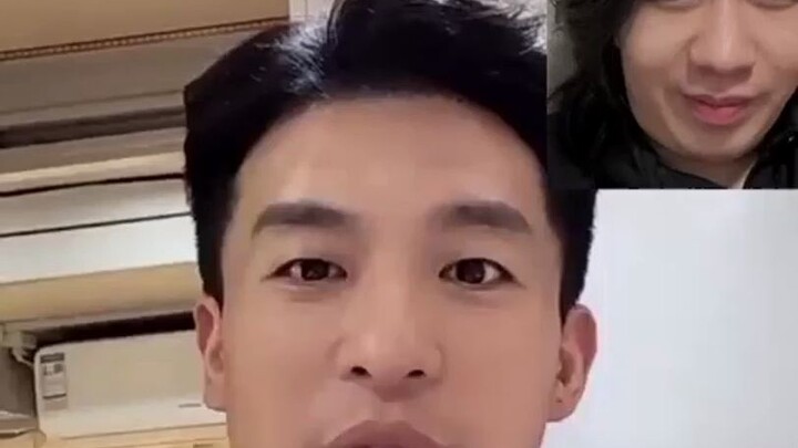 Lü Bu si sosok misterius itu segera kembali, dan Guru Lü berencana kembali push rank sampai dapat pe