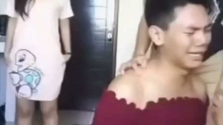 Hahahhaa sukang suka siya eh 😂🤣