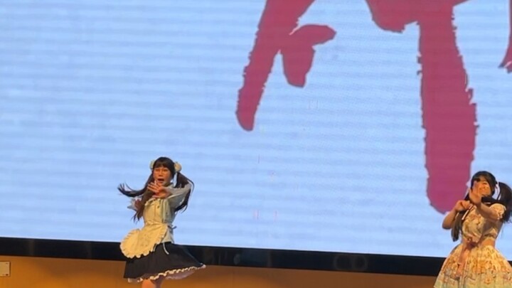 رقصت على أغنية "يوان تشى شاونين يوان جي شي"