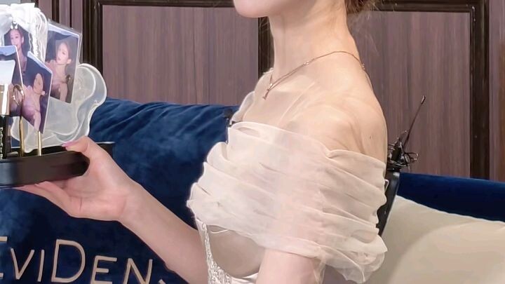 You looks beautiful in Any angle.This shot is so stunning