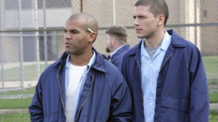 Prison Break S1E1 (2005) - Pilot SUB INDO