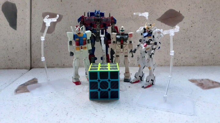 mobile suit & optimus prime stop Motion