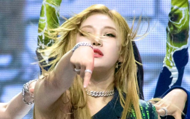 〖Ning Yizhuo〗Sao trận này lại không có ảnh chính thức vậy?! Tôi sắp khóc chết mất!!