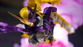 S.H. Figuarts Kamen Rider Build NINNINCOMIC Form Review