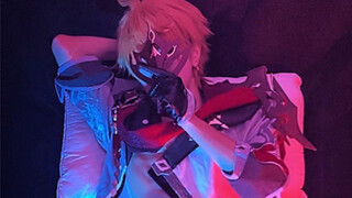 Dadalia lying down and crossdressing