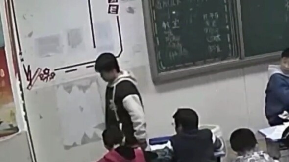 คุณครูถึงกับอึ้ง นักเรียนทั้งห้องก็งงไปตามๆ กัน