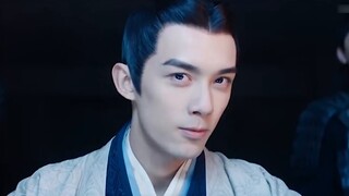 Đừng thương hại anh ấy! Anh ta là một kẻ điên giả vờ làm người bình thường!