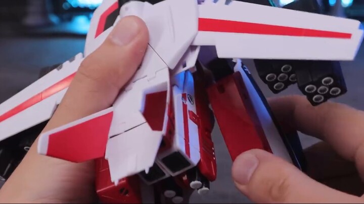 โมเดลย้อนยุค FG-01 Skyfire 2025 เครื่องบินรบแปรผัน Macross แอนิเมชั่นสีพิมพ์ซ้ำ