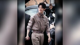 เซียวจ้านได้รับการดูแลที่เหนือชั้นจากสองแบรนด์หรูเฉาหัวคนอ่านเกิน5พันล้านสื่อเกิน100แห่งรายงานข่าว