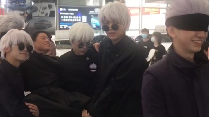 Kehidupan|Menampilkan "Tarian Coffin" di Konvensi Anime Chongqing