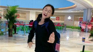 曾经的胖娃如今已变成小美女了