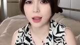 Dari video ini Xueyi bilang ke cowok yang suka videoin Xueyi bilang Ayang