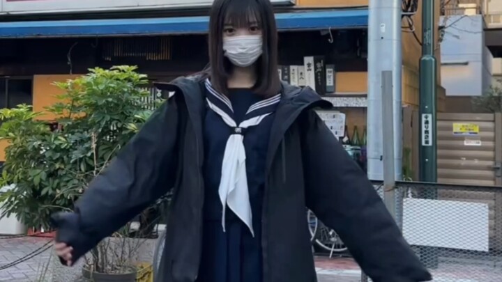 Menari musim panas di musim dingin