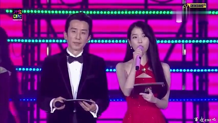 EXO xuất hiện trong Gala Ca Nhạc với phụ đề tiếng Trung! Ông hoàng K-pop không cần mỹ từ: EXO