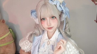 Tonight, as the moon rises, I've come to steal your heart—Miss Phantom Thief, at your service!