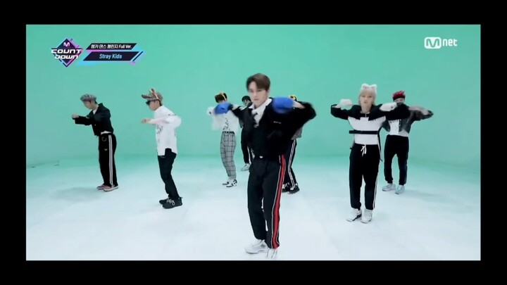 Cover dance of EXO's "Growl" #So happy they are
