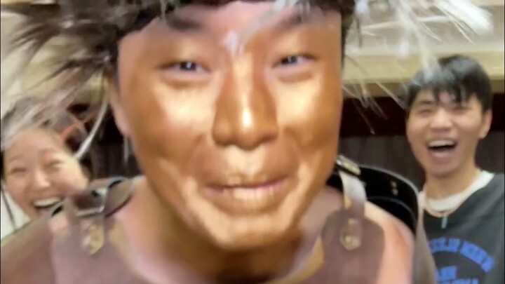 นี่คือราชาสีน้ำตาล