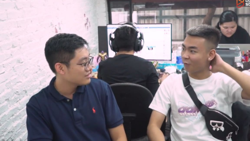 STREAM VÀNG TRONG LÀNG LỊCH SỰ - QUANG CUỐN HÓA THÂN THÀNH GIÁM ĐỐC LIVESTREAM _