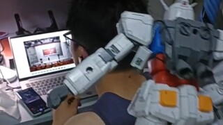Saya akan menyerang dalam bentuk Gundam
