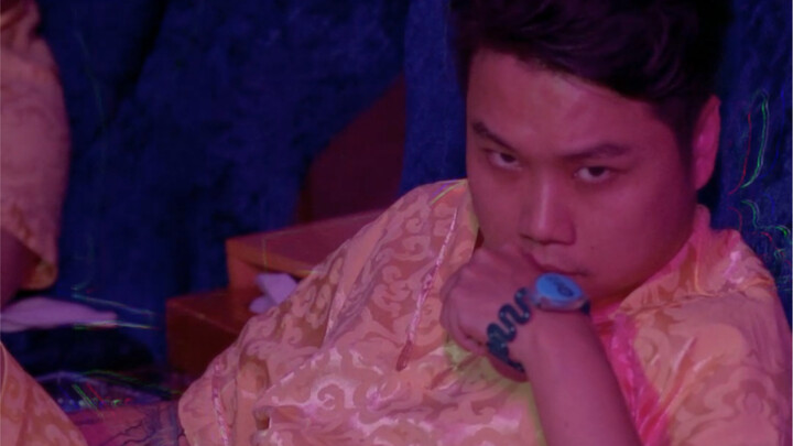 علامة التحول من صبي إلى رجل