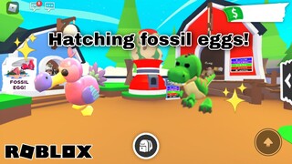 HATCHING *NEW* FOSSIL EGGS! (I GOT LEGENDARY😱) ROBLOX ADOPT ME!