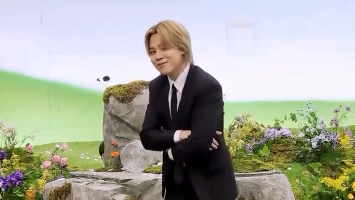 【Park Jimin】Tổng hợp màn trình diễn S.G.M.B! Mặc vest thẳng tắp mà nhảy điệu đáng yêu thế này thì đú