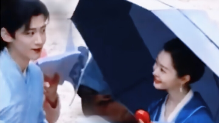 [Bai Jingting x Song Yi] I’m totally shipping them! She’s smiling, he’s looking—can “The Long River”
