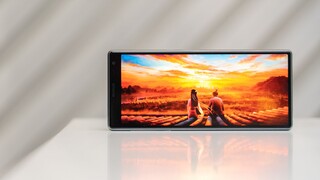 Sony Xperia 10 Plus: A Close-Up Look at the 21:9 Screen
