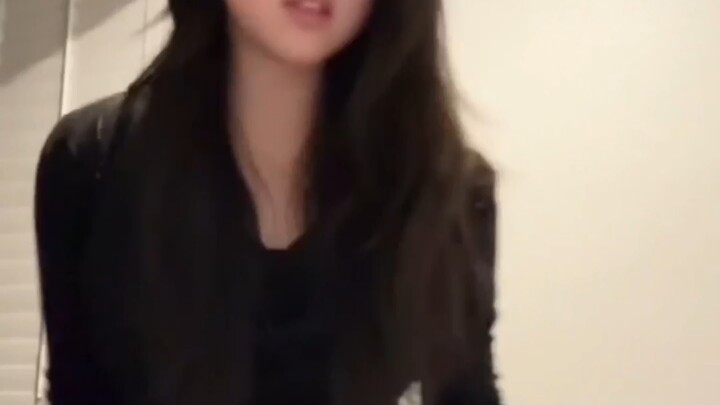 Kumpulan tarian menghancurkan bawang putih