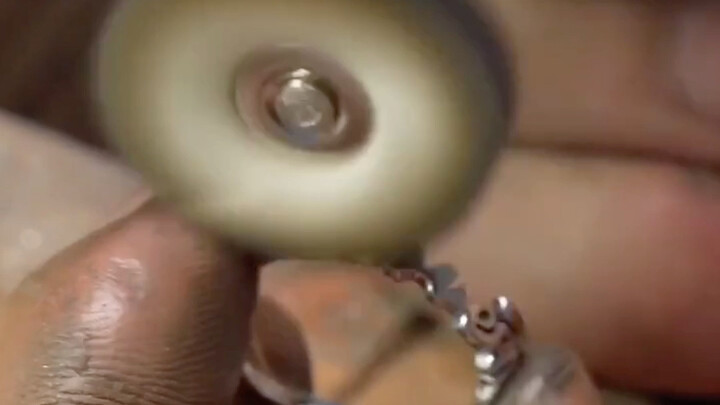 Alright, I won’t guilt-trip you—how about giving me a like, share, and subscribe?