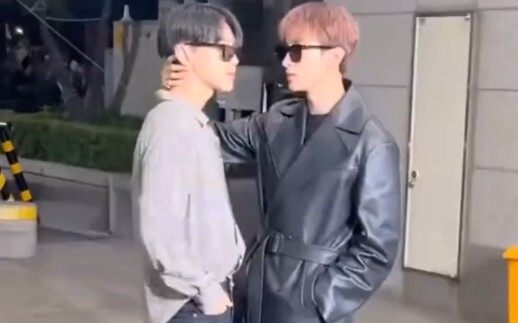 【SEVENTEEN】Mỗi nhóm đều có một “hiện nhãn bảo” riêng… Không sao đâu, cứ cưng chiều đi!